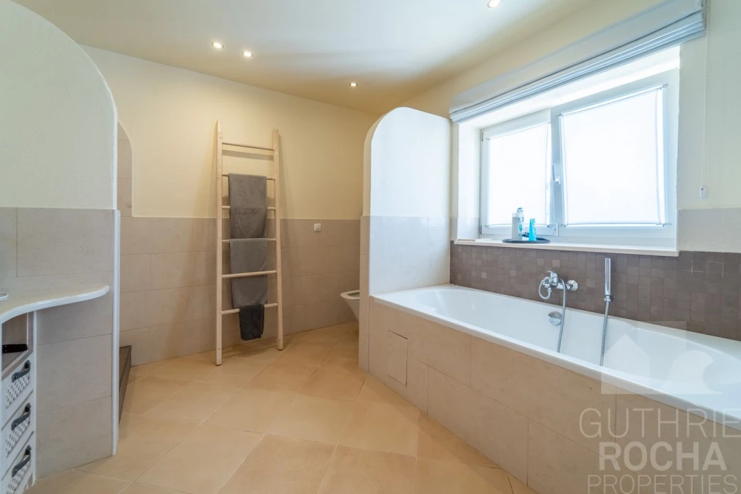 Moradia T8 para Venda em Aljezur Foto 15