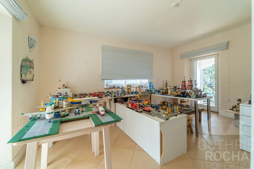 Moradia T8 para Venda em Aljezur Foto 16