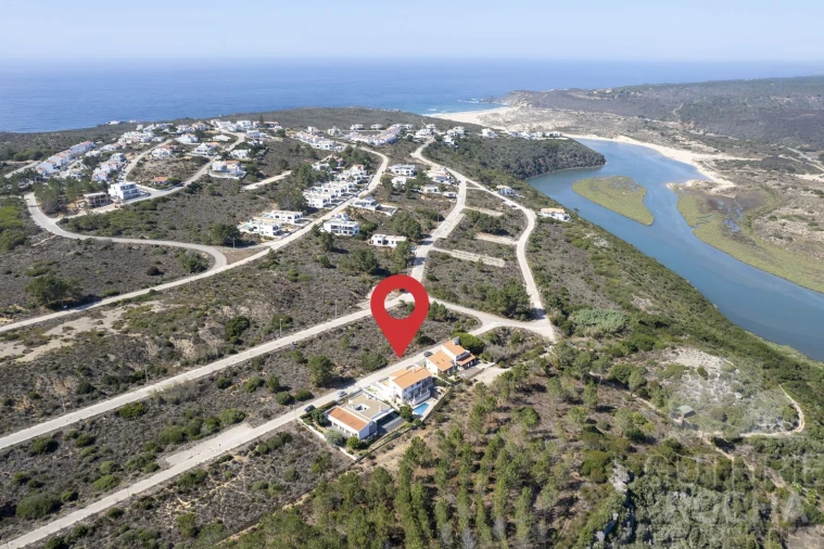 Moradia T3 para Venda em Aljezur Foto 38