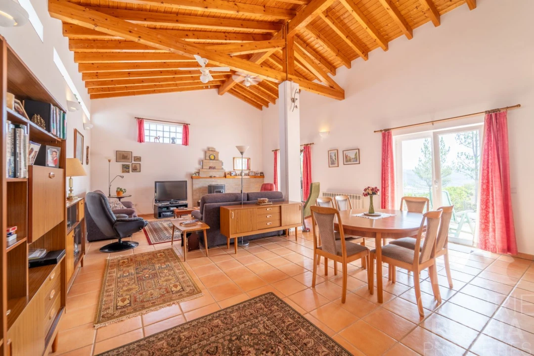 Moradia T3 para Venda em Aljezur Foto 8