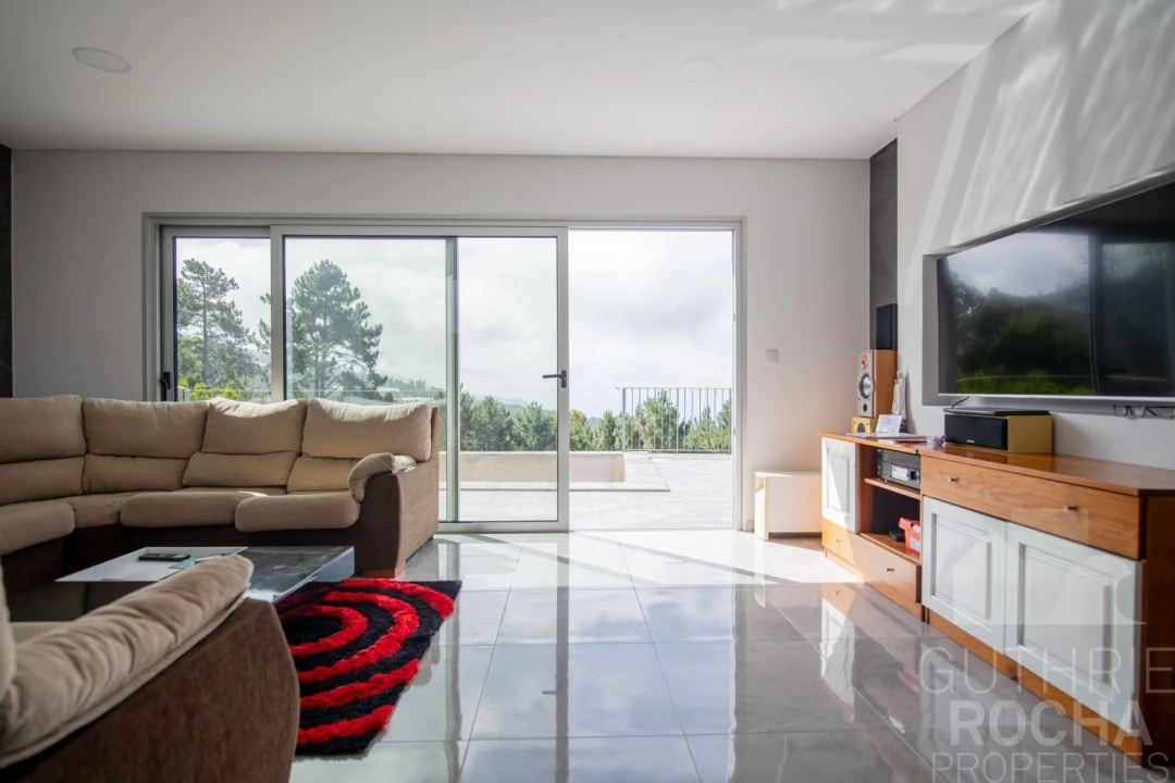 Moradia T3 para Venda em Prazeres Foto 1