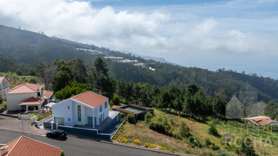 Moradia T3 para Venda em Prazeres Foto 30