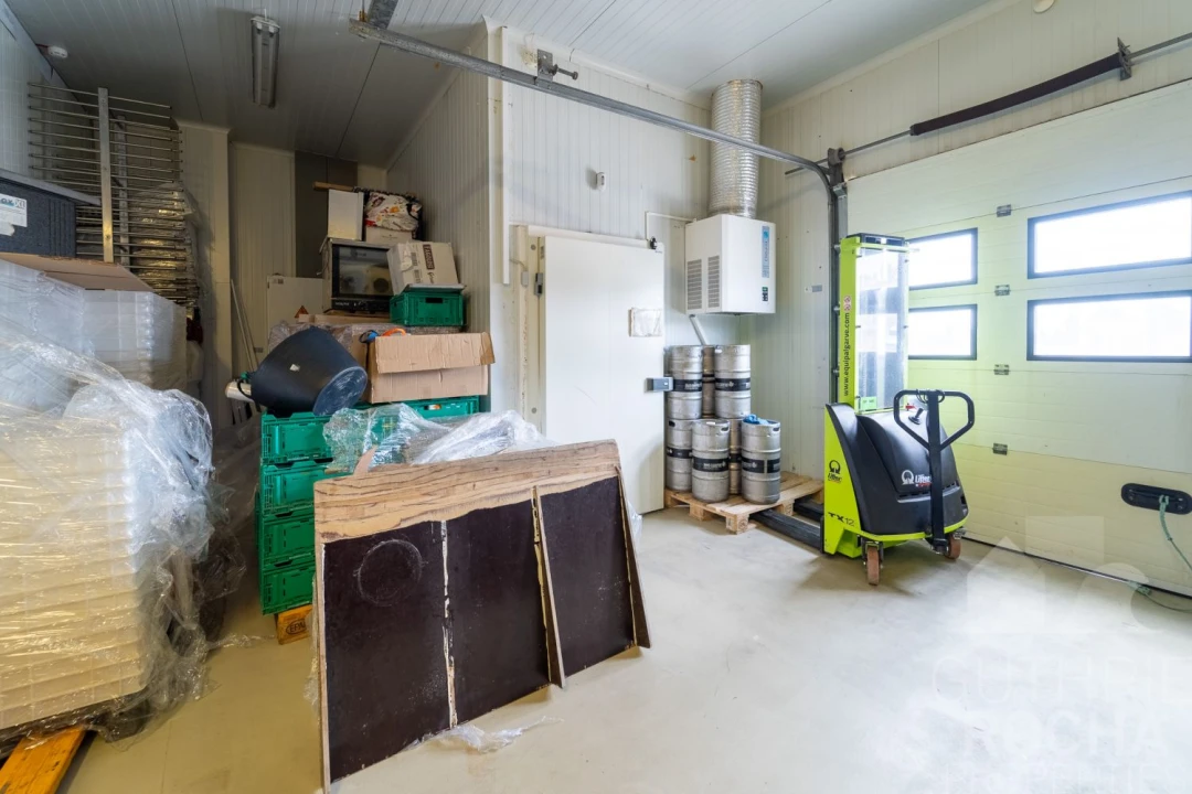 Loja para Venda em Rogil Foto 13