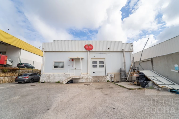 Loja para Venda em Rogil Foto 8