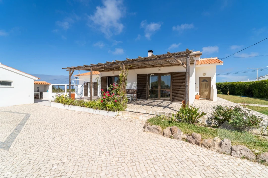 Moradia T2 para Venda em Aljezur Foto 2