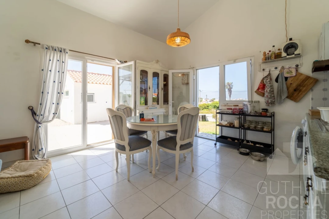 Moradia T2 para Venda em Aljezur Foto 26