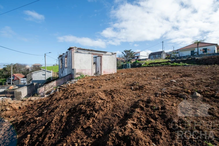 Terreno para Venda em Ponta do Pargo Foto 2