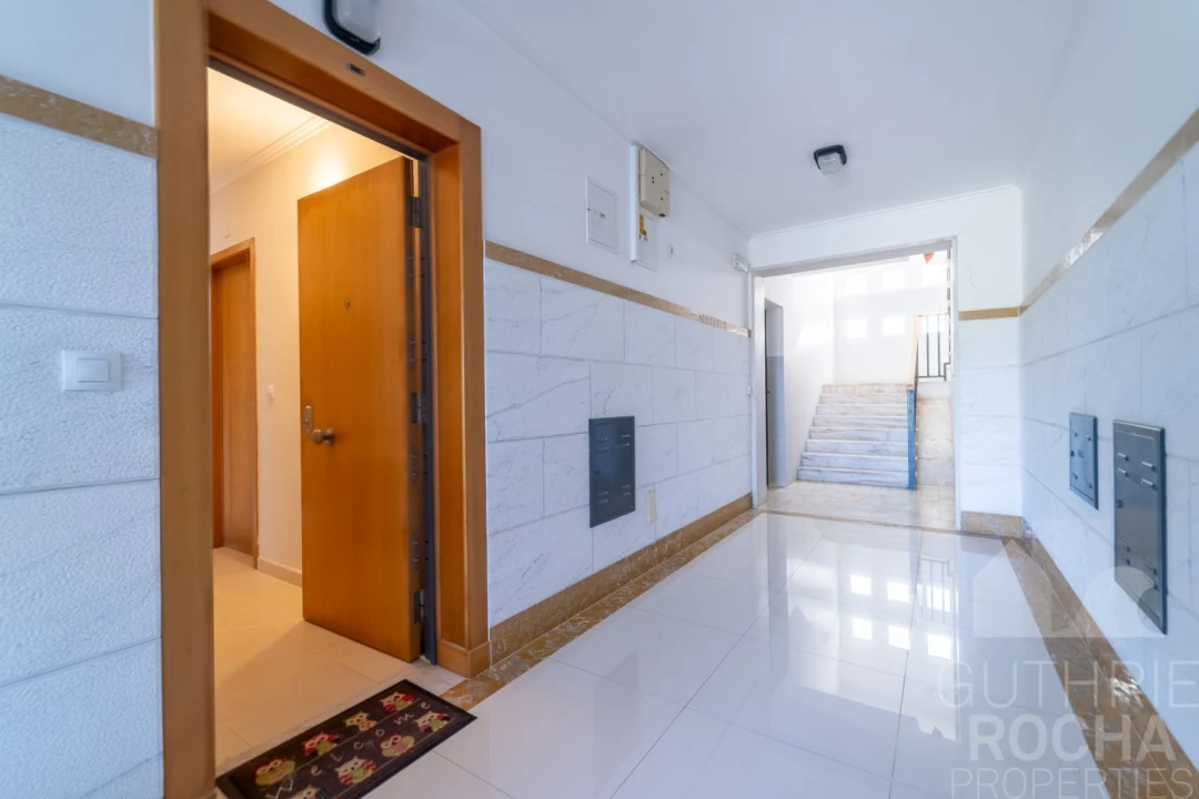 Apartamento T3 para Venda em Odeceixe Foto 5