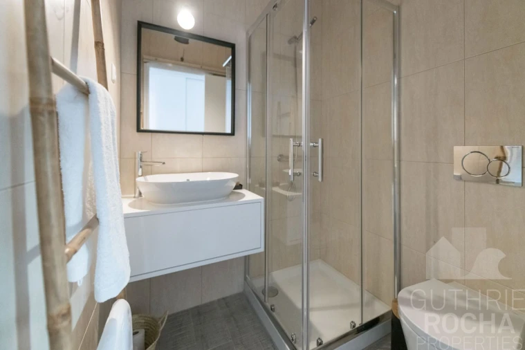 Moradia T3 para Venda em Aljezur Foto 18