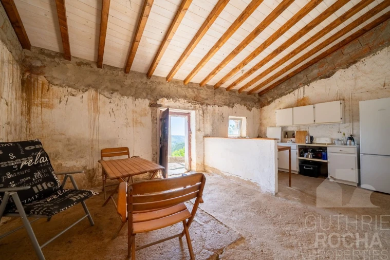 Quinta T0 para Venda em Monchique Foto 8