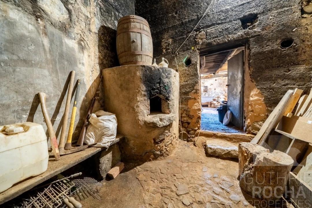 Quinta T0 para Venda em Monchique Foto 14