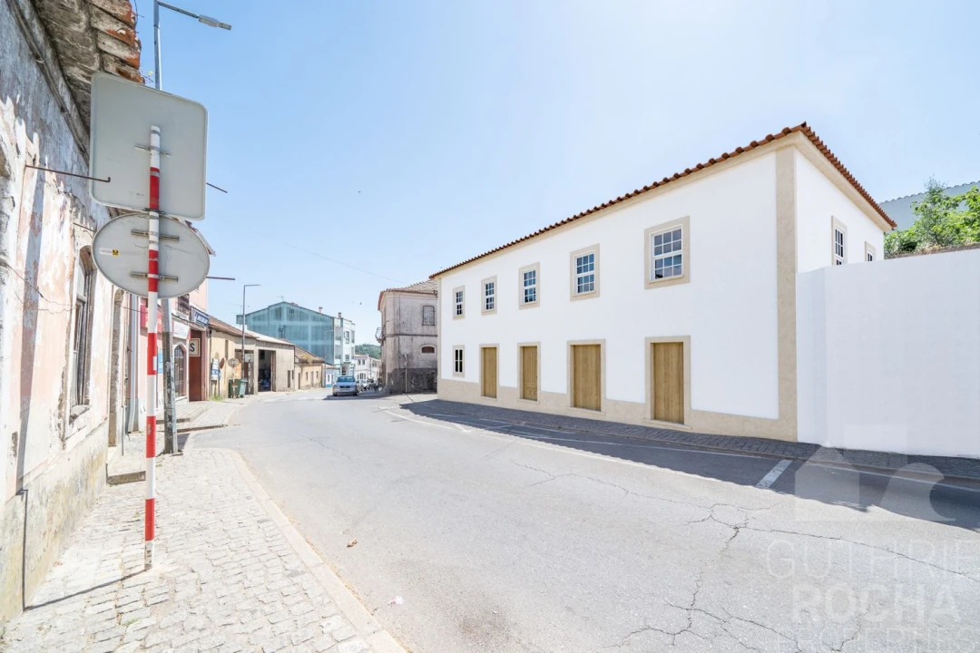 Moradia T6 para Venda em Monchique Foto 1