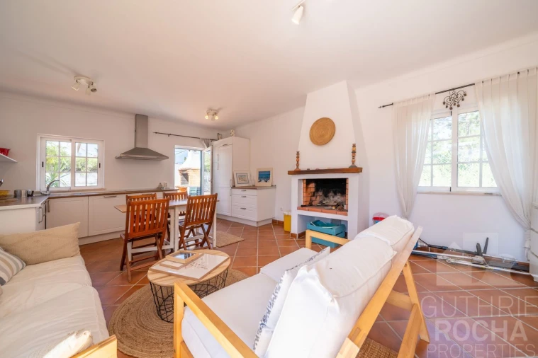 Moradia T2 para Venda em Aljezur Foto 16