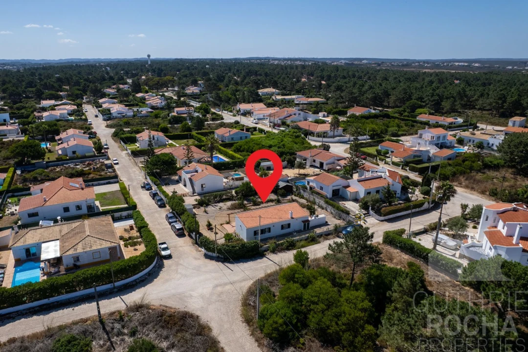 Moradia T2 para Venda em Aljezur Foto 22