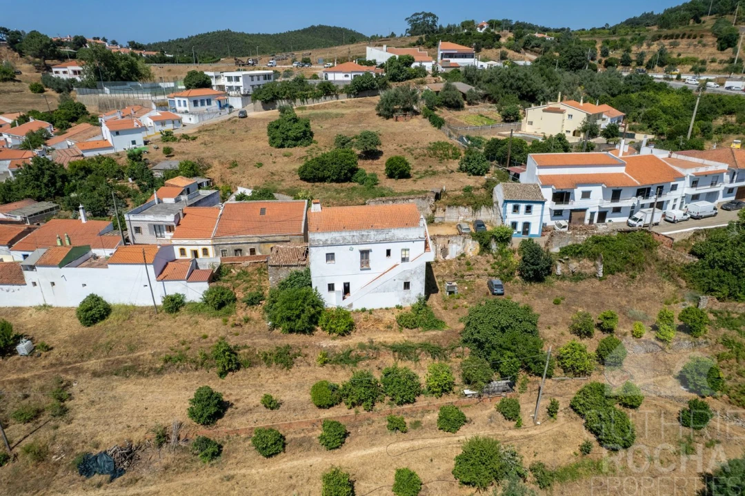 Moradia T3 para Venda em Marmelete Foto 2