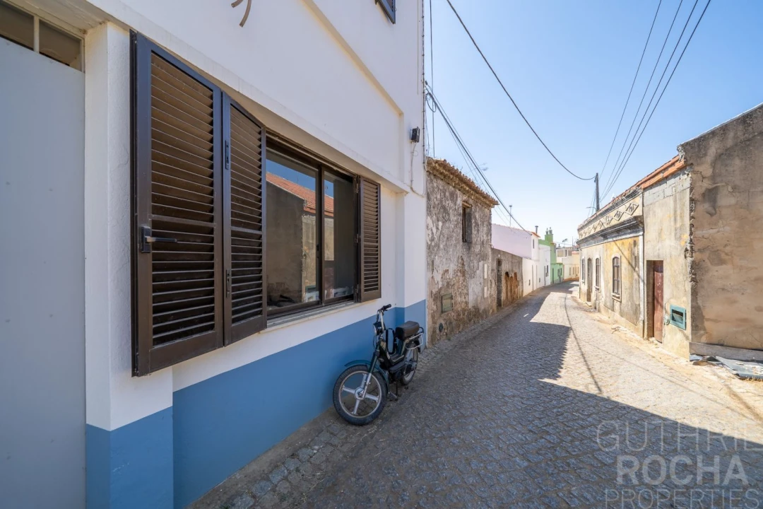 Moradia T3 para Venda em Marmelete Foto 6