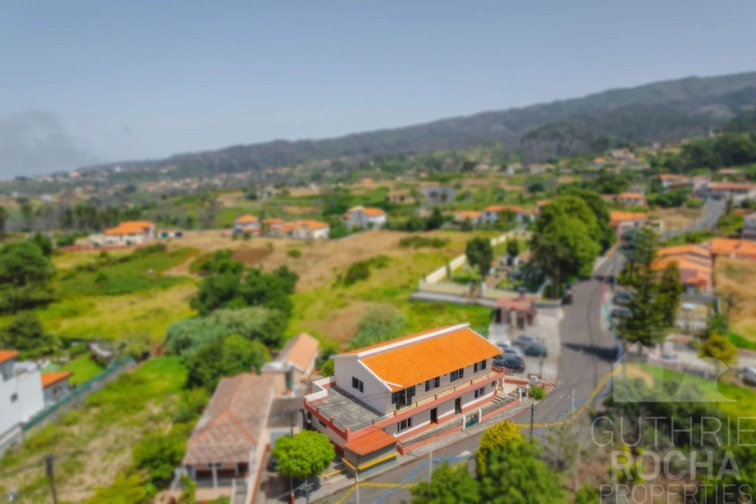 Moradia T5 para Venda em Prazeres Foto 25