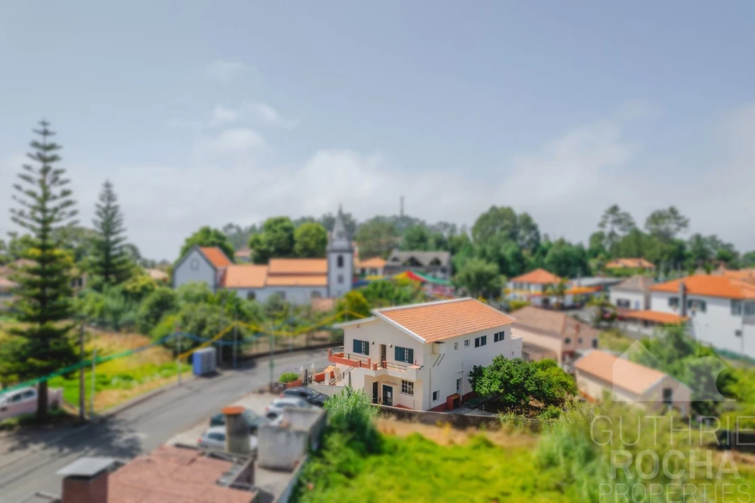 Moradia T5 para Venda em Prazeres Foto 26