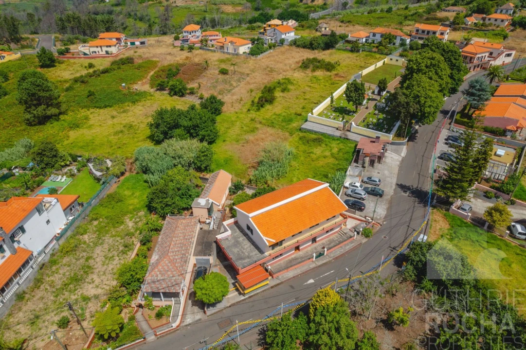 Moradia T5 para Venda em Prazeres Foto 27