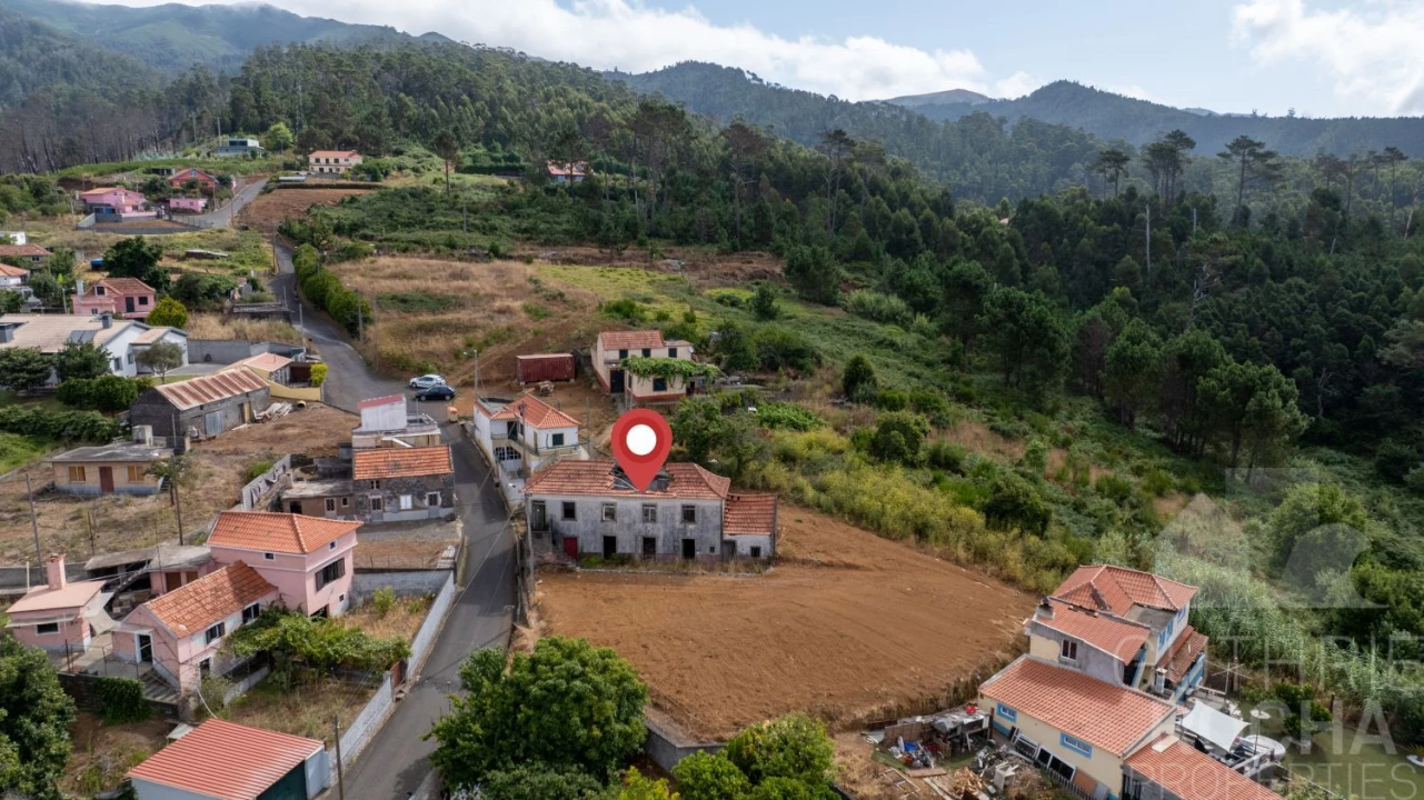 Moradia T8 para Venda em Prazeres Foto 2