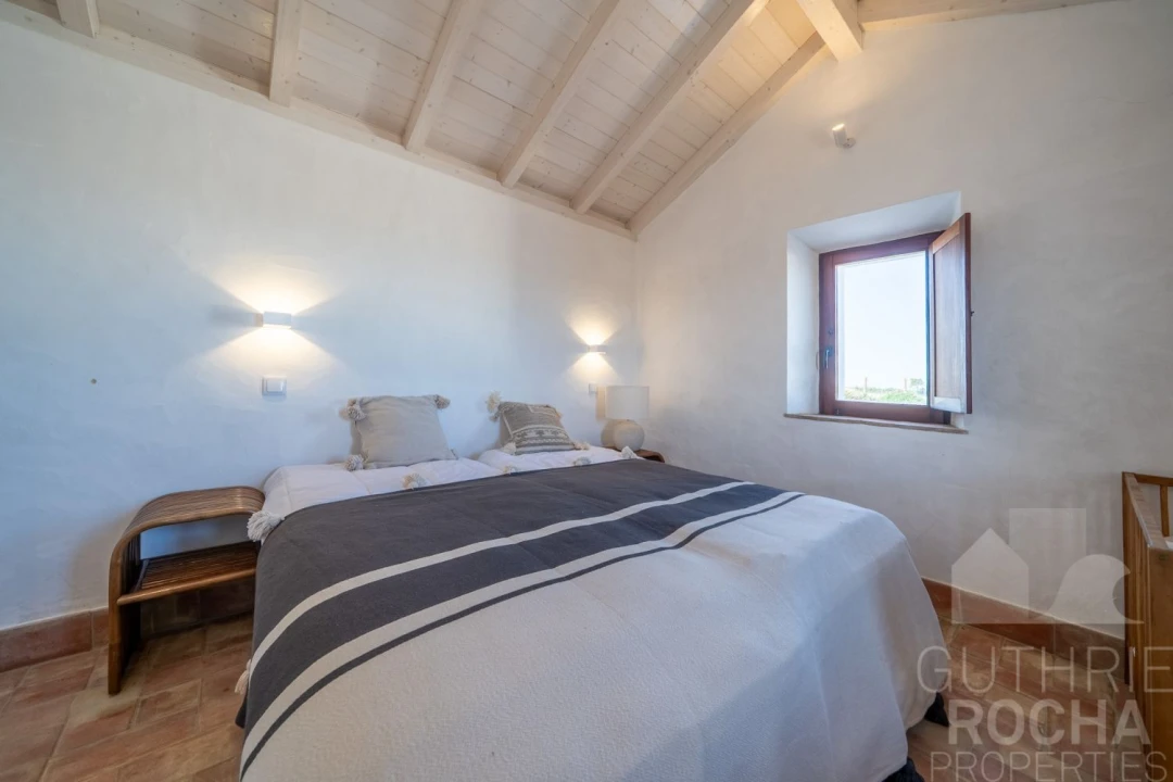 Moradia T4 para Venda em Rogil Foto 21