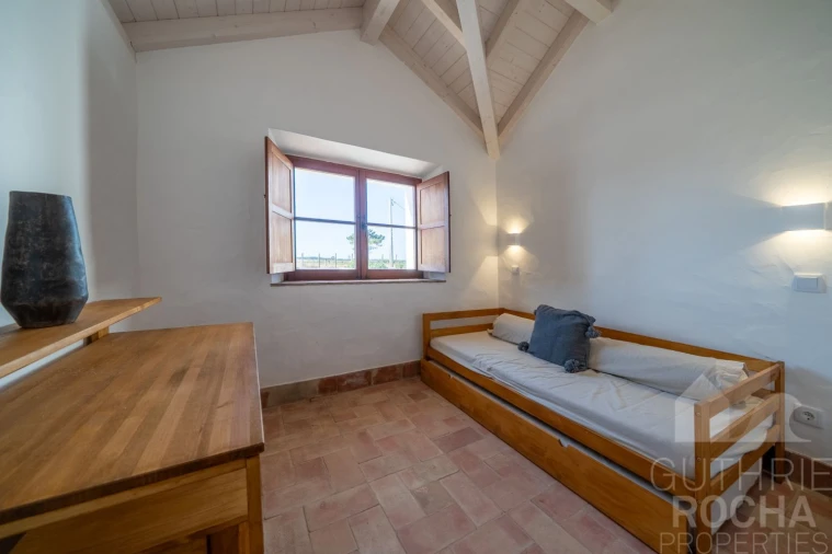 Moradia T4 para Venda em Rogil Foto 14