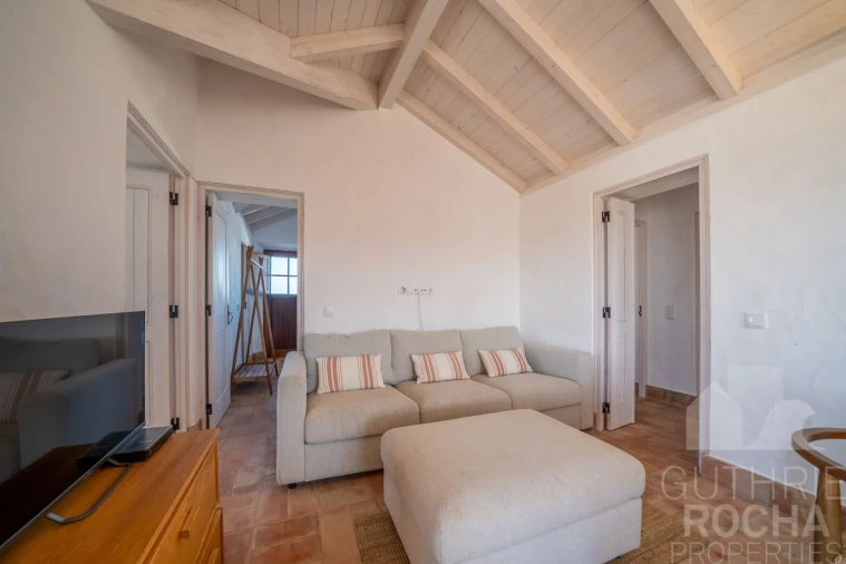 Moradia T4 para Venda em Rogil Foto 8