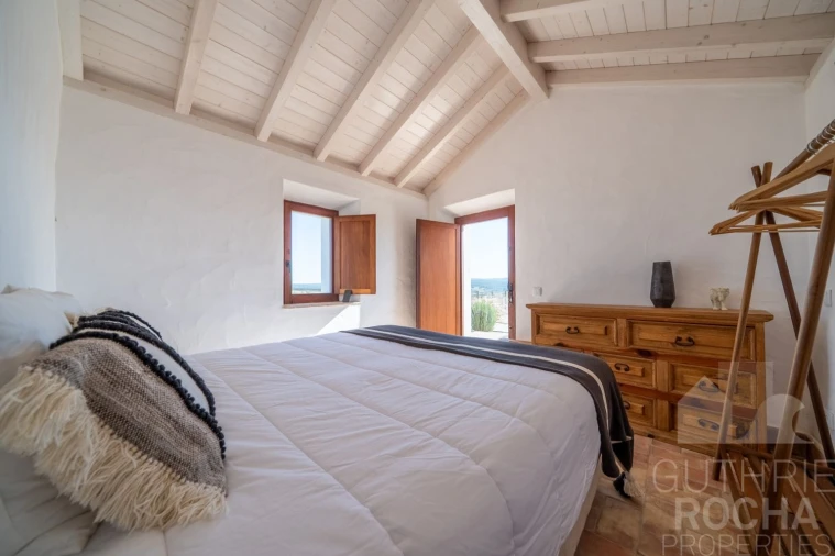 Moradia T4 para Venda em Rogil Foto 33