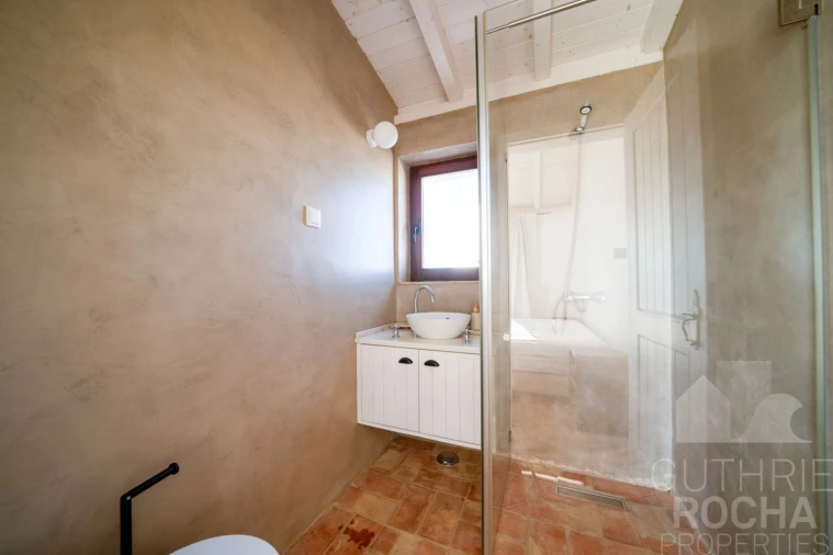 Moradia T4 para Venda em Rogil Foto 13