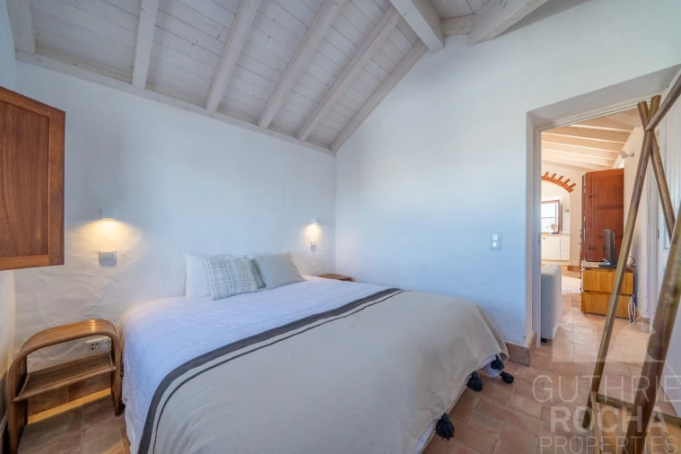 Moradia T4 para Venda em Rogil Foto 30