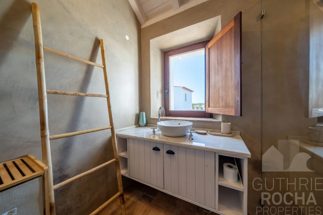 Moradia T4 para Venda em Rogil Foto 29