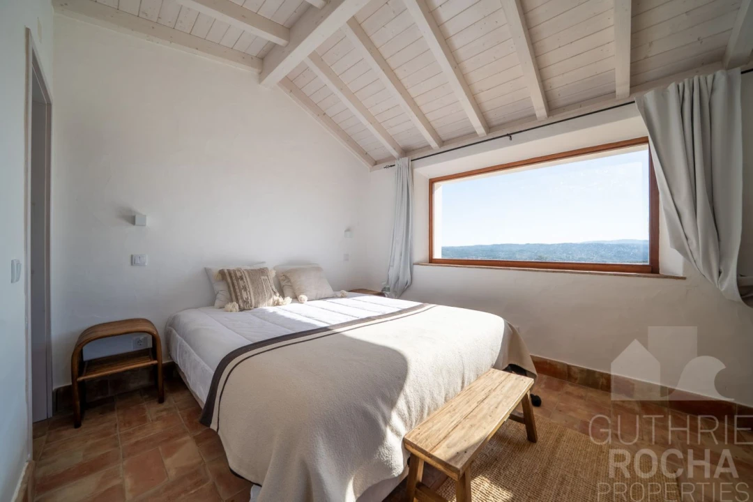 Moradia T4 para Venda em Rogil Foto 11