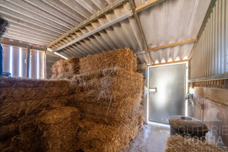 Quinta T4 para Venda em Aljezur Foto 33