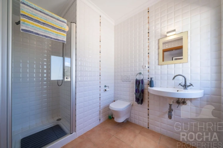 Quinta T4 para Venda em Aljezur Foto 19