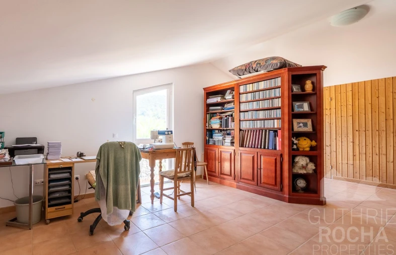 Quinta T4 para Venda em Aljezur Foto 23