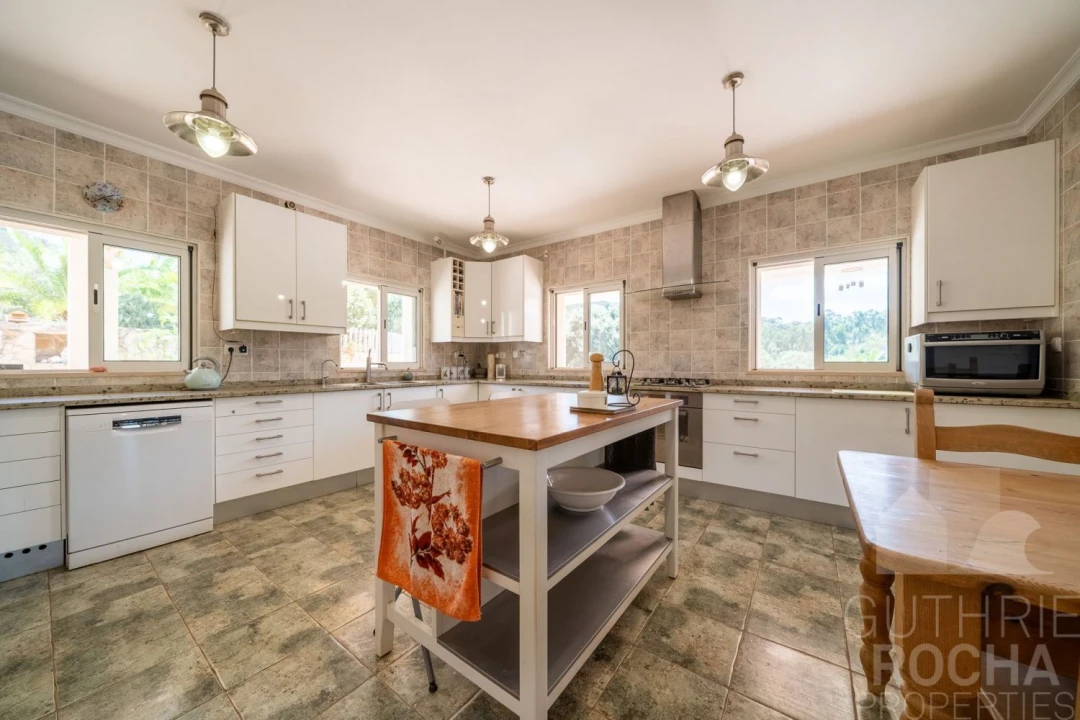 Quinta T4 para Venda em Aljezur Foto 10