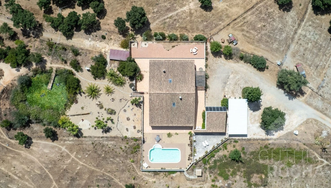 Quinta T4 para Venda em Aljezur Foto 26