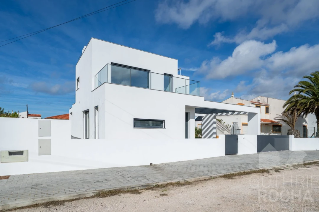 Moradia T3 para Venda em Aljezur Foto 2
