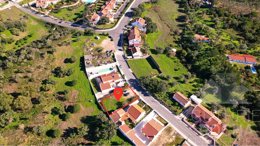Terreno para Venda em São Francisco da Serra Foto 1