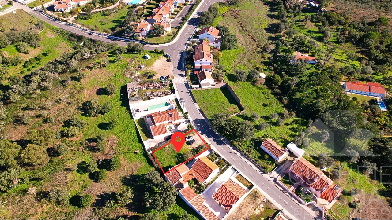 Terreno para Venda em São Francisco da Serra Foto 1