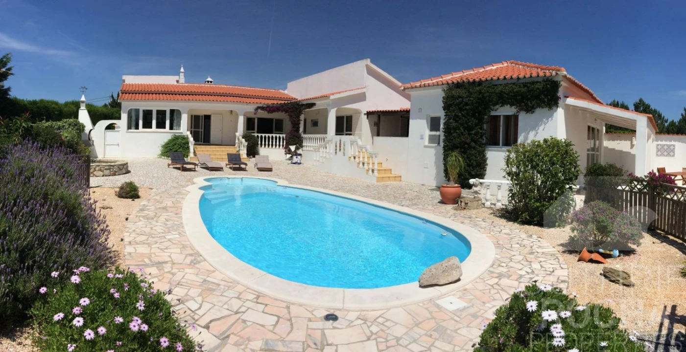 Moradia T3 para Venda em Aljezur Foto 3