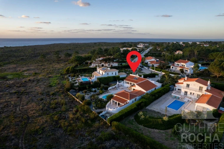 Moradia T3 para Venda em Aljezur Foto 35