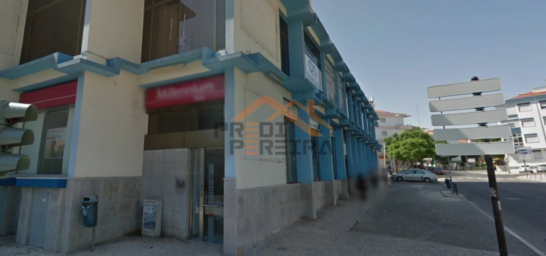Loja para Venda em Odivelas Foto 4