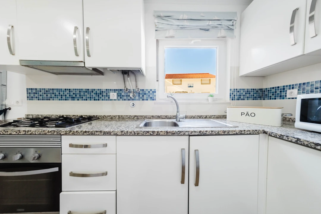 Moradia T4 para Venda em São Martinho do Porto Foto 4