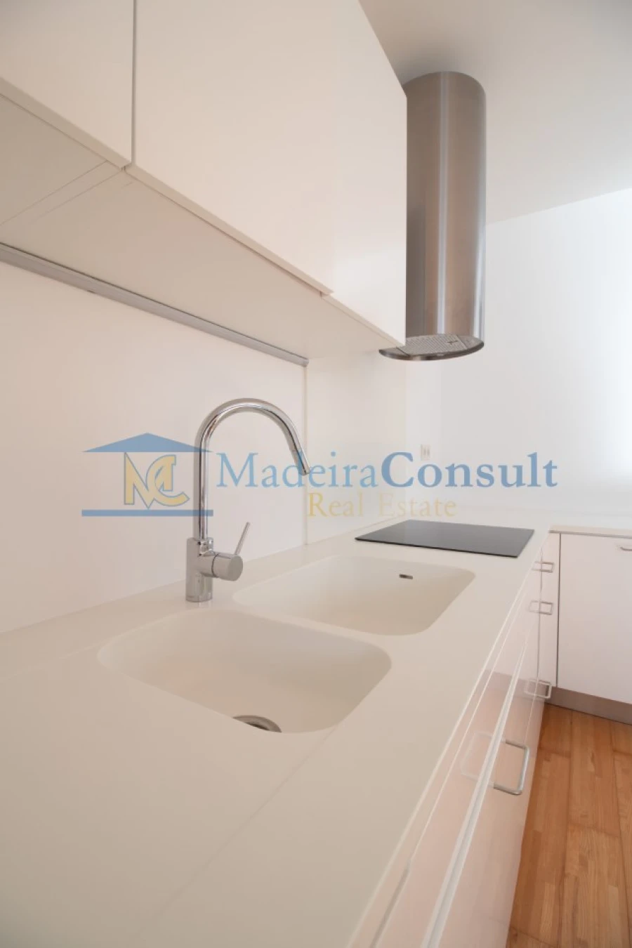 Moradia T3 para Venda em São Martinho Foto 3