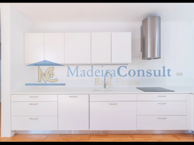 Moradia T3 para Venda em São Martinho Foto 4