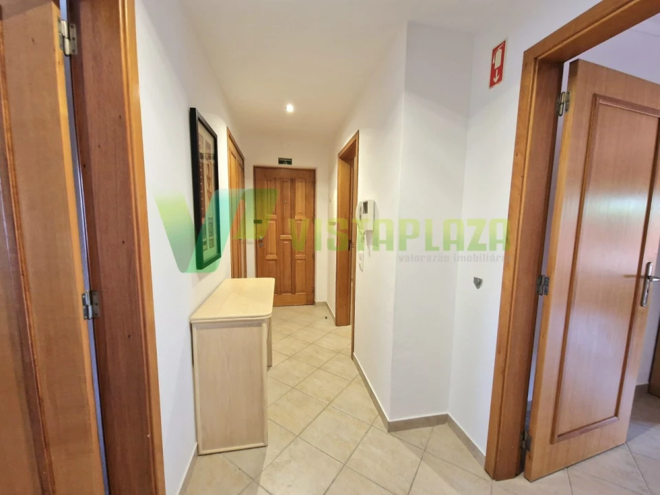 Apartamento T1 para Arrendamento em Portimão Foto 7