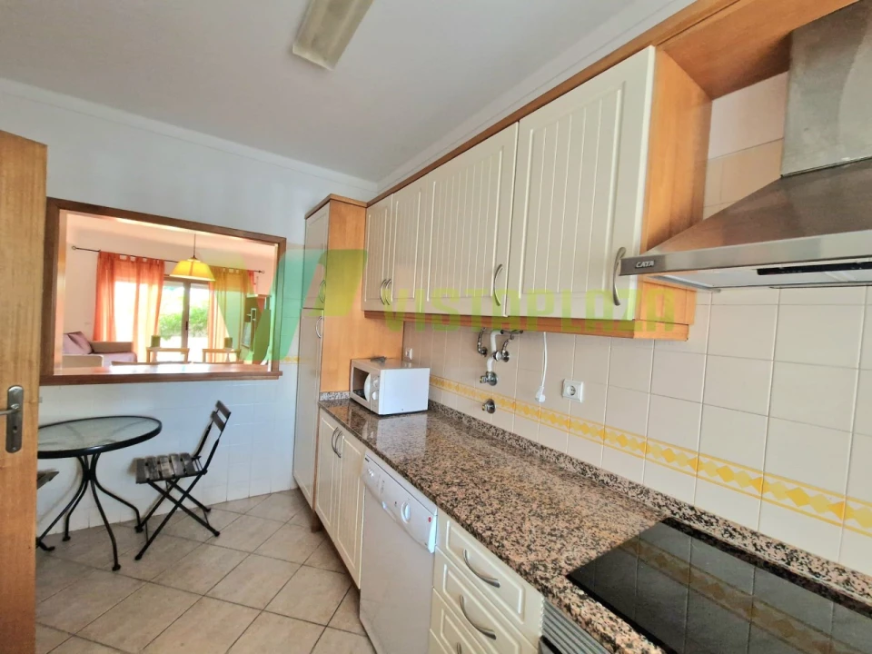 Apartamento T1 para Arrendamento em Portimão Foto 6