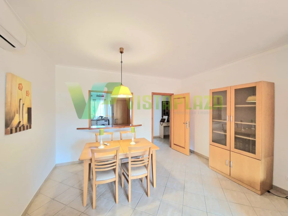 Apartamento T1 para Arrendamento em Portimão Foto 2