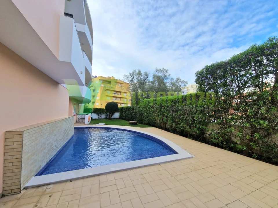 Apartamento T1 para Arrendamento em Portimão Foto 15